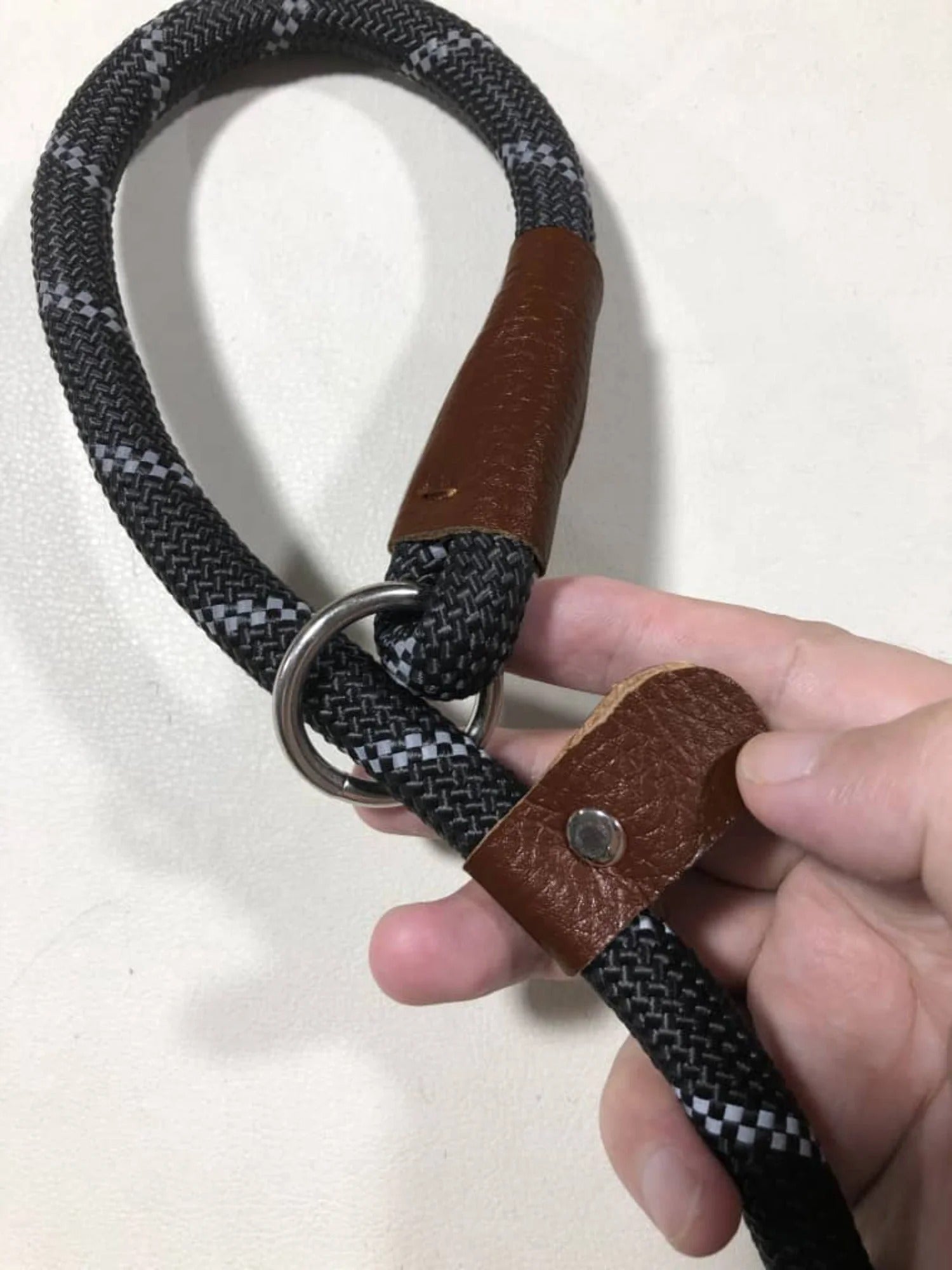 Hybrid Climbing Rope Dog Leash with Waste Bag Holder and Dispenser, Slip-Lead Training Leash for Small to Large Dogs, Waterproof, Reflective, Durable Outdoor Walking and Training Gear