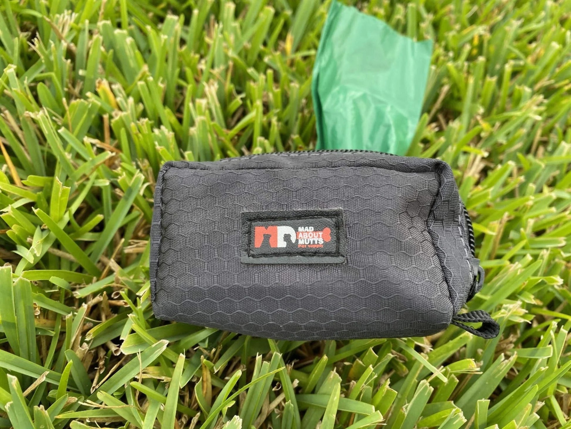 Hybrid Climbing Rope Dog Leash with Waste Bag Holder and Dispenser, Slip-Lead Training Leash for Small to Large Dogs, Waterproof, Reflective, Durable Outdoor Walking and Training Gear